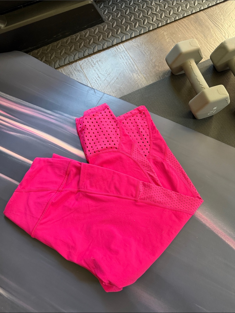 Knockout by Victoria’s Secret Capri Leggings w/ Pockets